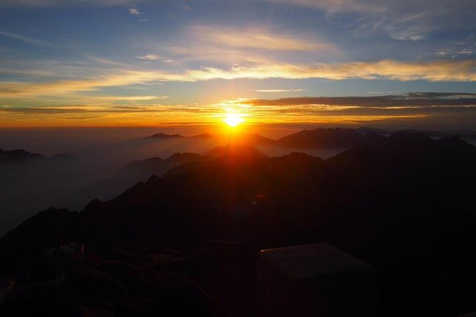 1 day Fansipan Trekking - Guides who set the tone: what the best experiences have in common