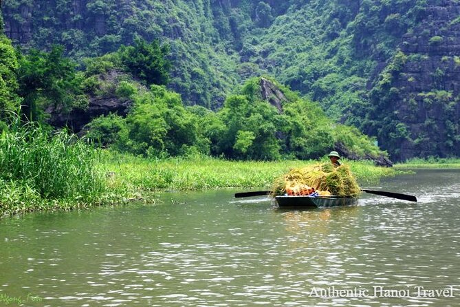 1 Day Luxury Ninh Binh Tour with Many Options From Hanoi - Trang An Scenic Landscape Complex: UNESCO cave tunnels by boat