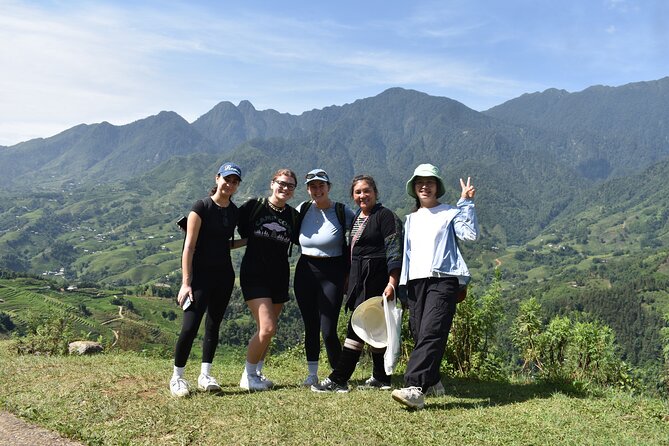 1-Day Private Trekking in Sapa through Terraces Rice Fields - Stop Two, The Lao Chai Trail Through Silk-Ribbon Terraces