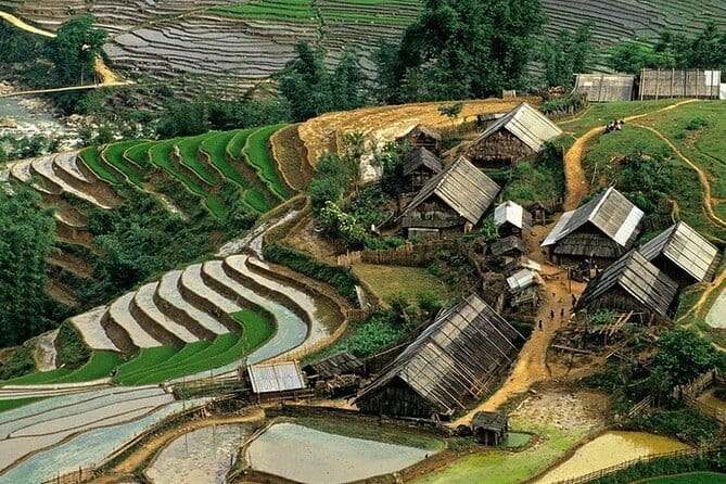 1 Day Sapa Tour Explore Y Linh Ho And Lao Chai And Ta Van Village - Starting at 8:00 am, Then Getting Your Bearings in Sapa Town