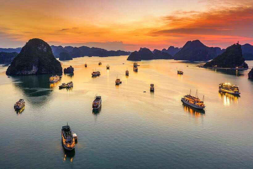 1-Day Tour Explore Unesco-recognized Ha Long Bay on Cruise - Sung Sot Cave: Big Room Energy After a Tight Entrance