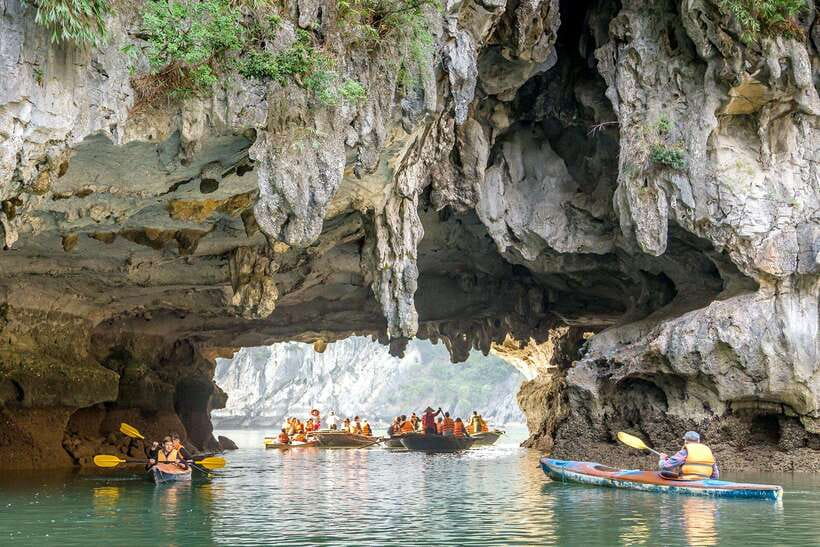 1-Day Tour Explore Unesco-recognized Ha Long Bay on Cruise - Sunset Cruise Party and Return to Hanoi