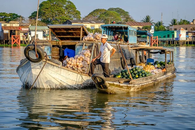 15-Day Private Tour - Vietnam Discovery & Phu Quoc Beach Escape - Hanoi Old Quarter, Water Puppets, and the French Quarter feel