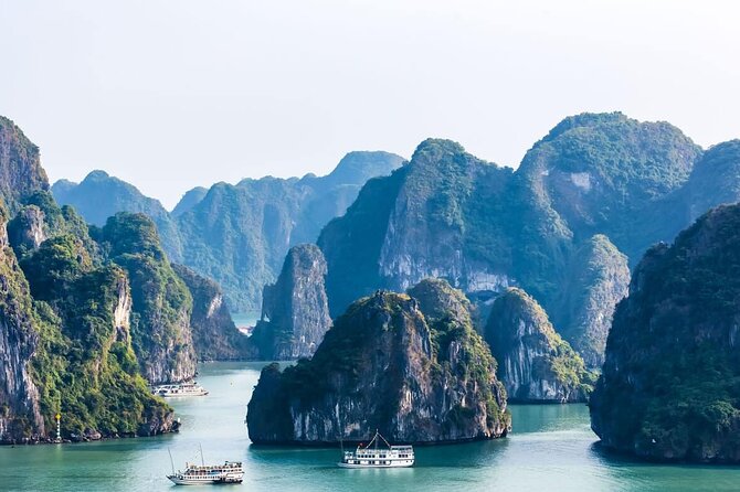 15-Day Vietnam Itinerary All in One | Travel Package 2026-2027 - Ninh Binh: Hang Mua, Trang An boat tour, and Hoa Lu in one tight run