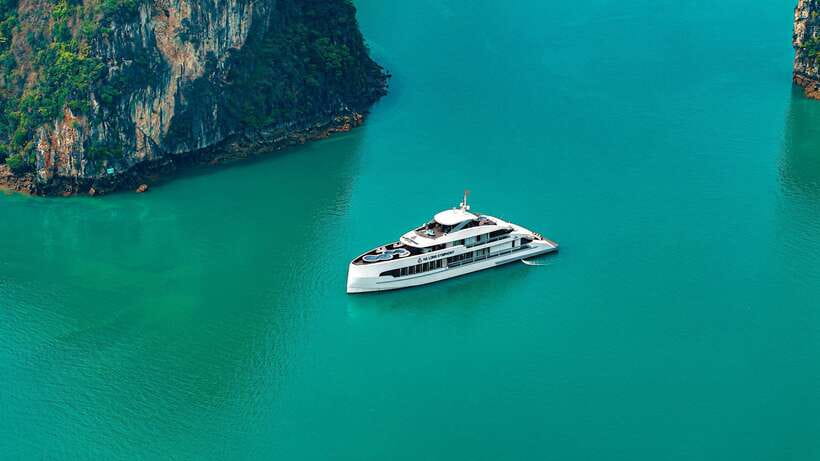 1Day 5 Stars Cruise:Swimming,Hiking & Kayaking, - Price and what the 1-day 5-star label really means