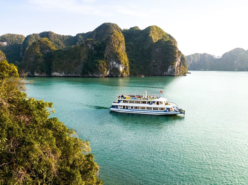 2-Day Ha Noi - Ninh Binh - Ha Long Bay Highlights Tour - Tam Coc by bamboo boat: what you should look for on the ride