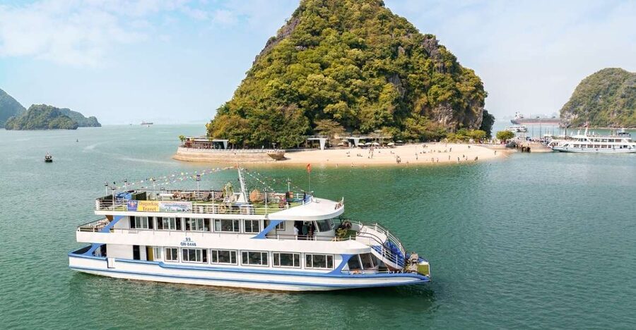 2-Day Ha Noi - Ninh Binh - Ha Long Bay Highlights Tour - Day 1: Hanoi to Hoa Lu, Tam Coc bamboo boat, and Mua Cave steps