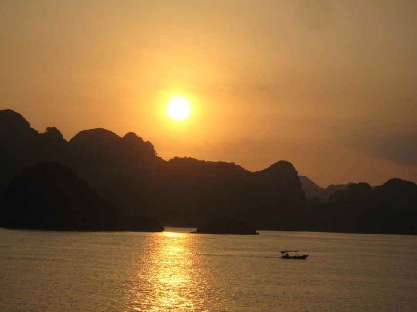 2-Day: Hanoi - Ninh Binh - Halong Bay Luxury Cruise - Tuan Chau Harbor To Ha Long Bay Sights: Lunch While You Sail