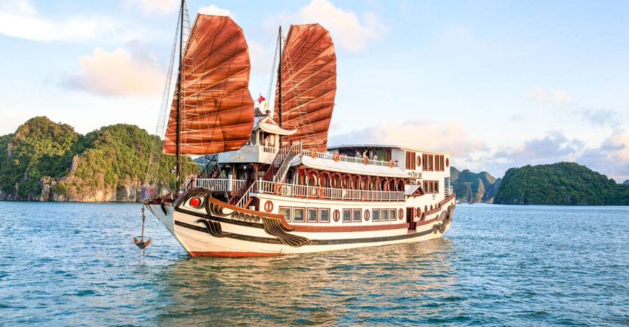2-Day Royal Palace Ha Long Bay & Ti Top Island Cruise - Hanoi to Tuan Chau Port: timing that affects the whole trip
