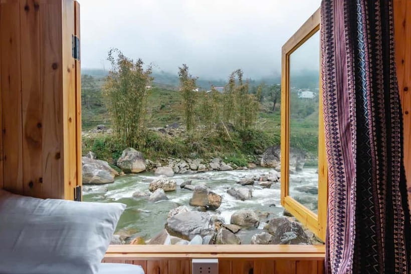2-Day Sa Pa Ethnic Homestay Tour & Trek with Limousine Bus - Entering Sa Pa on a tight timeline