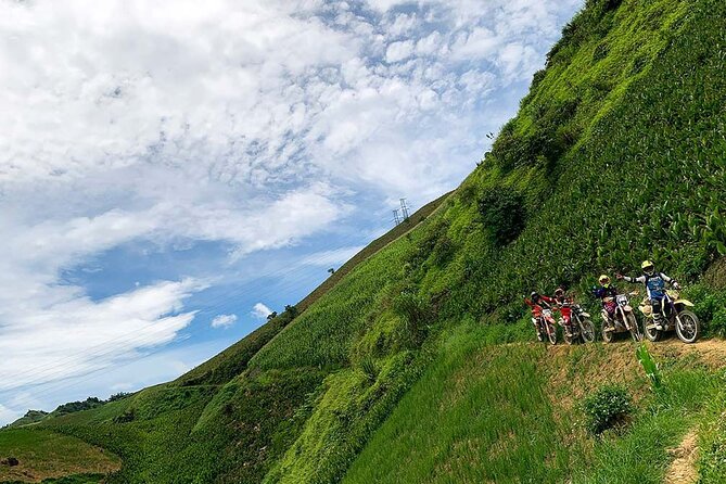 2-Day Sapa Guided Tour Slipping in Homestay From Hanoi - Day 2: Ta Van, Giang Ta Chai, Su Pan, and the Muong Hoa Valley View