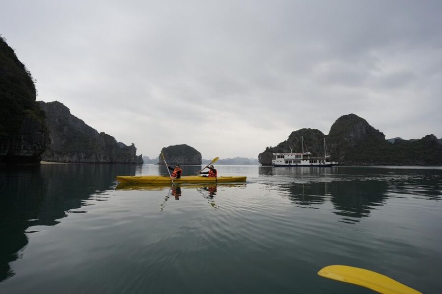 2-Day Traditional Cruise to Lan Ha Bay & Cat Ba Island - A 2-day cruise with real time on Lan Ha Bay
