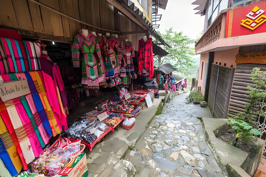 2 days 2 nights in Sapa - Moana - Fansipan - Cat Cat Village - Why Fansipan, Cat Cat Village, and Moana fit together in 2 days