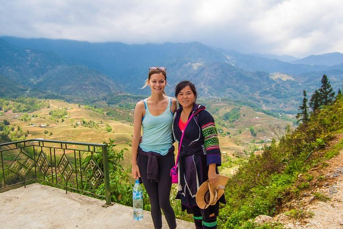 2 days 3 Nights Sapa Trekking Tour by Night Train from Hanoi - Guides and small-group travel: smoother than you’d expect
