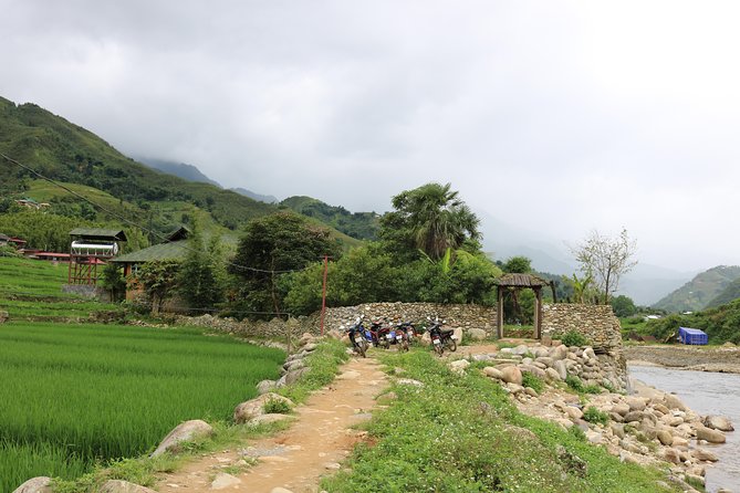 2 days 3 Nights Sapa Trekking Tour by Night Train from Hanoi - Hanoi handoff and the Lao Cai to Sapa transfer