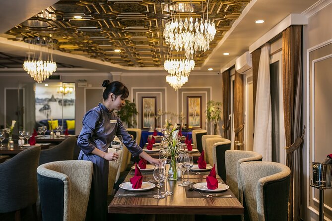 2 Days Era Cruise in Halong Bay and Lan Ha Bay from Hanoi - Lan Ha Bay lunch and the real-life stop at Cua Van