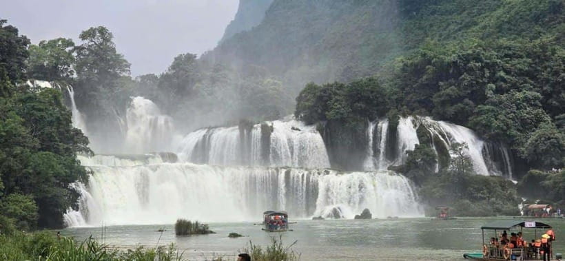 2-Night 1-Day Explore Ban Gioc Waterfall - Nguom Ngao Cave - Ban Gioc Waterfall on the Vietnam-China border, mist included