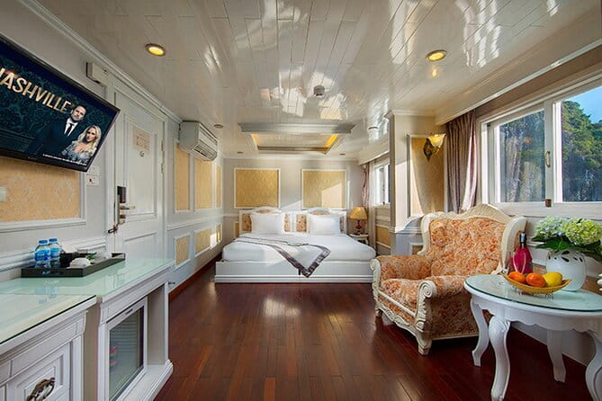2D1N Bai Tu Long Bay cruises - Getting to Halong International Cruise Port, the part that matters