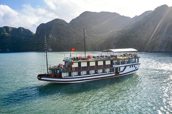2D1N: Halong Bay 4-Star Cruise - Cave, Kayak, Swim, Meals - Key things to know before you go