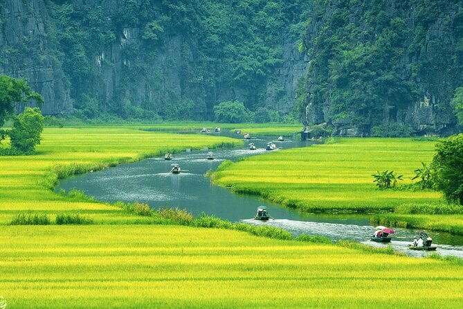 2Day-1Night: Hanoi-Ninh Binh-Ha Long Bay-Overnight in Tam Coc - Sung Sot Cave: the “big room” moment in Ha Long Bay