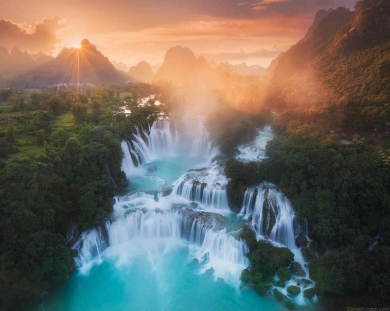 2Day Ban Gioc Waterfall Tour from Hanoi - Day 1: Hanoi departure, border roads, sugarcane, and Khuoi Ky