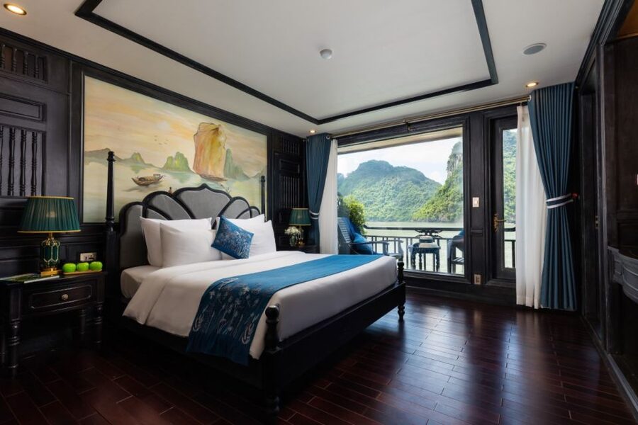 3-Day 2-Night Lan Ha Bay 5-Star Cruise - Day 2 in Viet Hai and Ba Trai Dao: biking, kayaking, and clean-water time