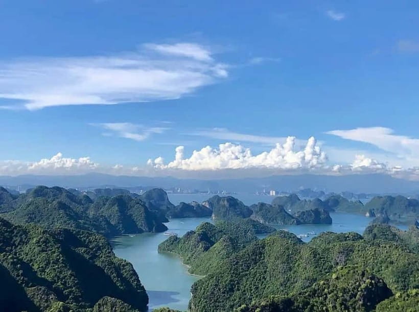 3-Day Discover the most stunning Cat Ba Island - Lan Ha Bay - Day 3: sunrise-deck photos, cave passages, and back to Hanoi or Ninh Binh