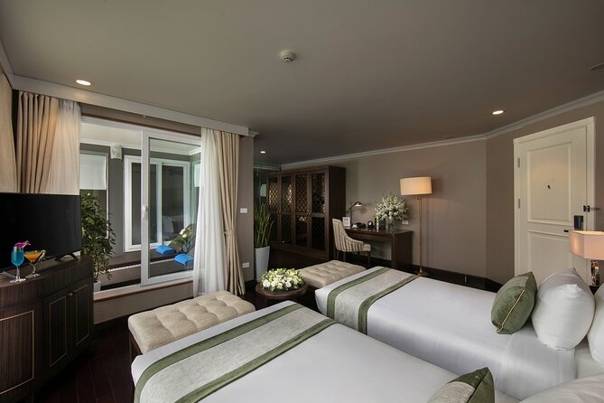 3-day Explore Halong Bay and Lan Ha Bay from Hanoi by Boat - Drinks and the happy hour offer