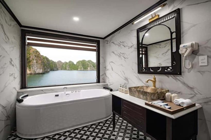 3-Day Lan Ha Bay & Viet Hai 5★ Cruise + Free Hanoi Pickup - Rooms, Meals, and Service: What the 5-Star Label Looks Like On the Water