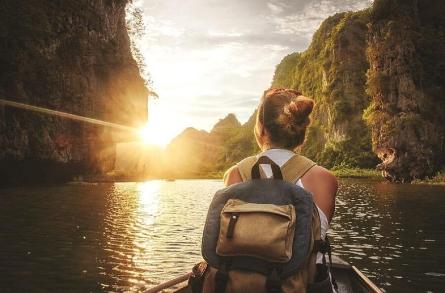 3-Day - Ninh Binh - Lan Ha Bay 5-Star Cruise & Balcony - Day 3 in Lan Ha: Sunrise Tai Chi, Dark and Bright Cave, and a Chill Beach Option