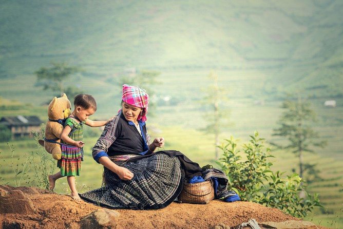 3-Night Sapa Trekking Tour from Hanoi - Day 4: Back to Hanoi on the Sleeper Train