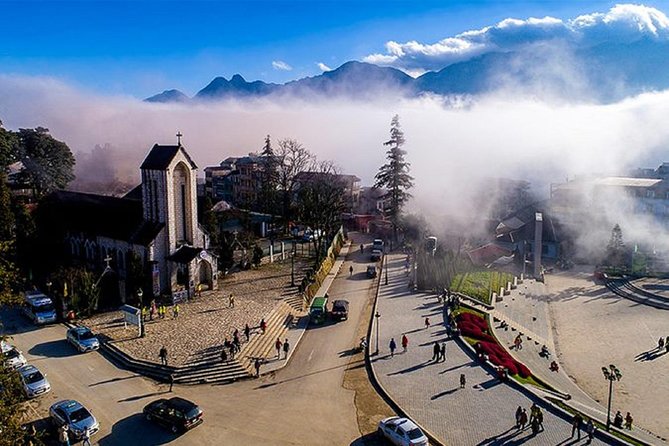 3D2N Sapa Trekking, Fansipan Legend Cable Car Ride - Day 1: Sapa Market and the First Trek Into the Valley