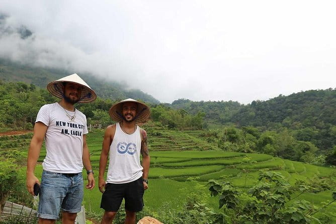 3Day Kayak & Trek to Ha Long Bay and Tamcoc (the 2nd day private) - Day 2 dinner and downtime in Tam Coc