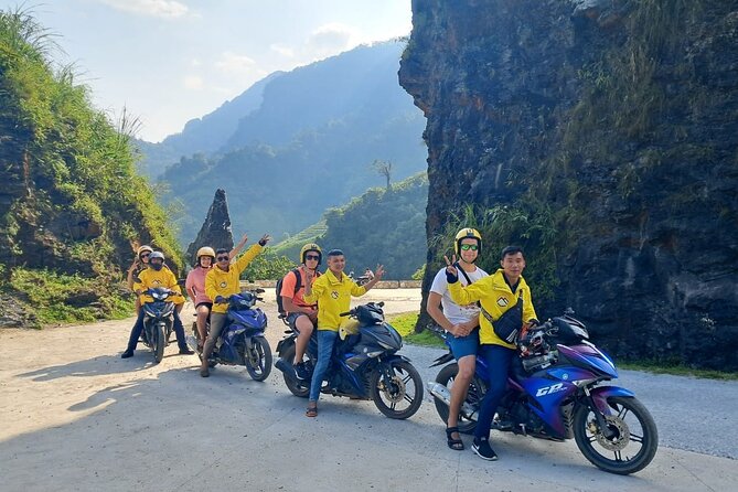4 Day Ha Giang Loop - From Ha Noi and Return - Day 2: Dong Van Geopark Route to Ma Pi Leng Pass
