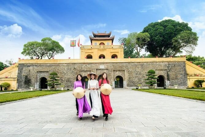 7 Days Explore Vietnam Trip - Day 6 Cam Thanh basket boats and Hoi An Ancient Town after dark