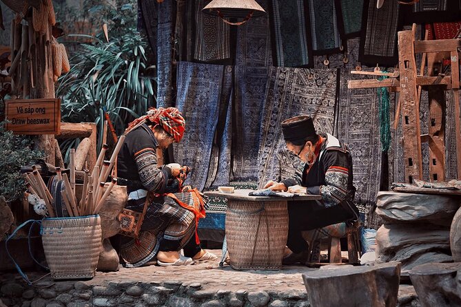 7 Days Vietnam Travel (Hanoi- Ninh Binh - Sapa - Ha Long) - Day 4 Fansipan: the high views day, with the cable car paid separately