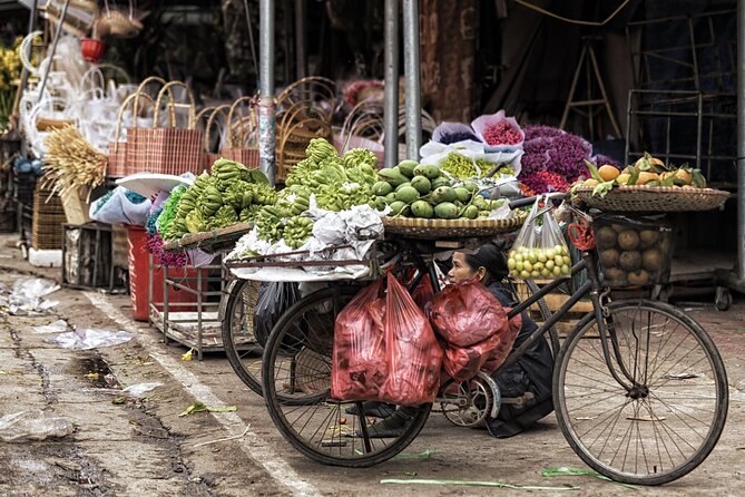 9-Day Tour of Vietnam with Airport Pick Up - Mekong Delta from Ho Chi Minh: boats, orchards, and Ben Tre