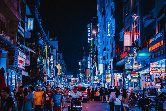 9 Days Beauty of Vietnam - Super save - Day 4 in the Halong Bay area to Hoi An: sunrise and brunch, then Hoi An’s old-town contrast
