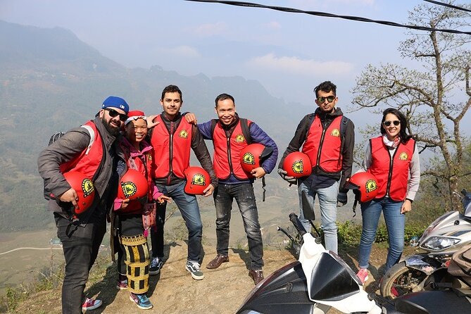 A Glimpse Of Sapa Motorbike Tour Off the Beaten Path 4,5 Hours - The Hmong and Dao connection: why it matters on a bike tour