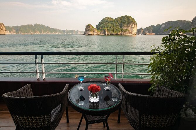 All-Inclusive 2 Day/1 Night Halong Luxury Cruise, Meals, Cave, Kayaking,Swimming - The guide and crew factor: why people rate this so high