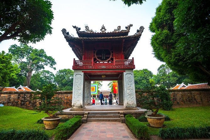 All Inclusive Hanoi Private Tour - Passing Buoi School and Ba Dinh Square, Hanoi’s political core in plain sight