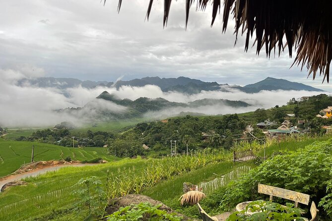 Amazing Mai Chau - Pu Luong 3 days: Waterfall, Rafting & Trekking - Day 1: Thung Khe Pass to Mai Chau Village Life