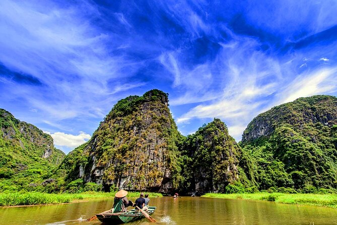 Amazing Ninh Binh Day Trip-Hoa Lu-biking-Trang An-Mua cave. - Trang An boat caves: slow water, big scenery