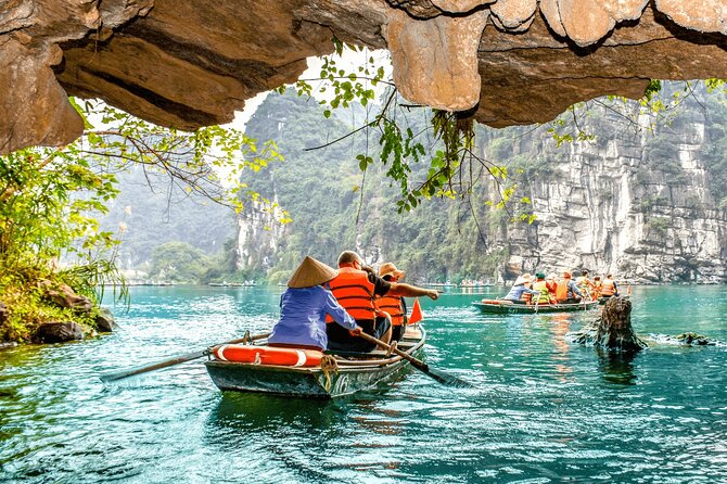 Amazing Ninh Binh Day Trip-Hoa Lu-biking-Trang An-Mua cave. - Bike through rice paddies, where the pace feels local