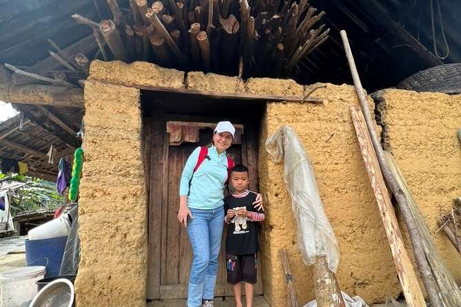 Bắc Hà Sunday Market Tour 2 days and 1 night - English guide + small group size: how it changes your day