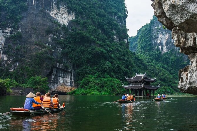 Bai Dinh Pagoda, Trang An boat and Mua Cave Limousine from Hanoi - Morning Pickup and the Drive Out of Hanoi