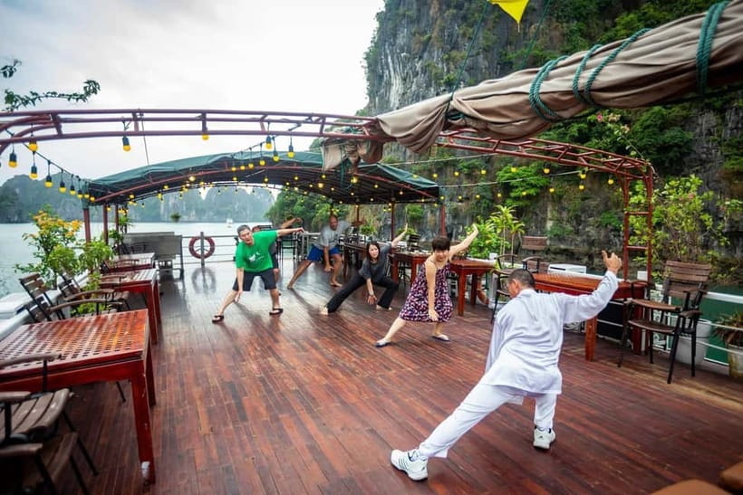 Bai Tu Long Bay 2 Days 1 Night With Renea Cruise - Key Points Worth Booking For