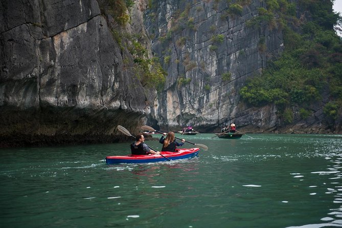Bai Tu Long bay Deluxe cruise 2D1N: fishing villages, meals, cave, kayaking - Activities beyond kayaking: what is included, and what to expect
