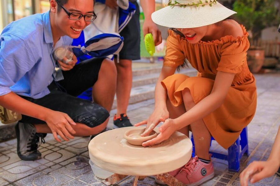 Bat Trang Pottery ancient village by Motorbike - The motorbike ride: what you gain on the way to Bat Trang