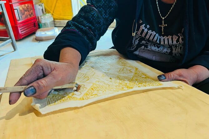 Batik Making in Sa Pa: Learn, Paint & Take Home Your Masterpiece - What to watch for before you start wax and dye